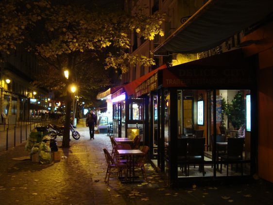 Commerces ouverts toute la nuit rue Saint-Denis
