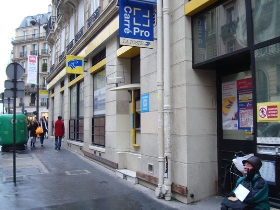 La façade du côté de la rue du Four