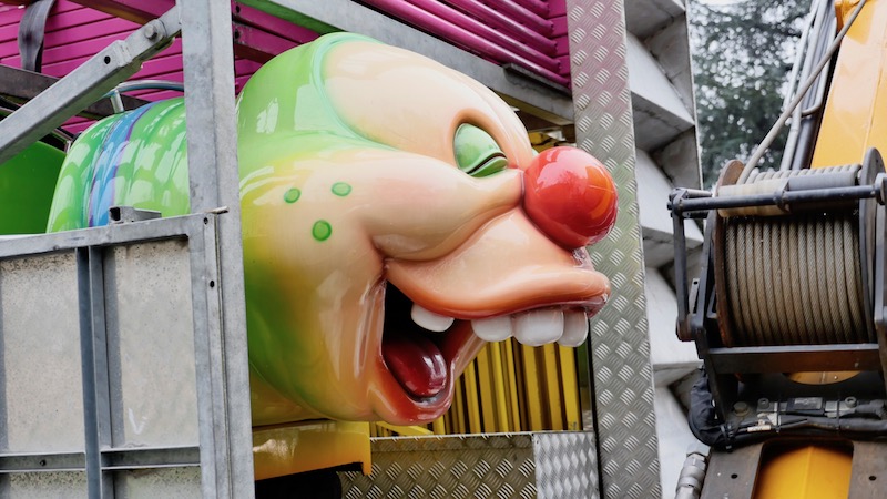 Les manèges de Jours de Fêtes sont au chômage technique - Manifestation du 21 décembre devant le Grand Palais © VD PT