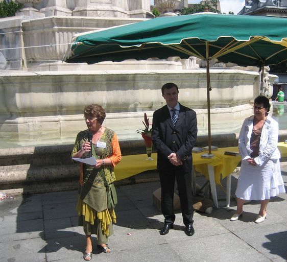 Inauguration des Jeux Mathématiques par le maire du 6ème dans le Village de la Foire Saint-Germain, le 1er juin 2007