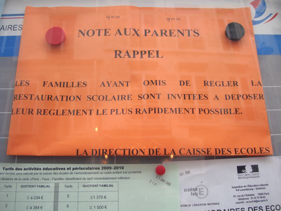 Note de rappel aux parents pour le règlement de la cantine avant la fin de l'année scolaire 2009-2010