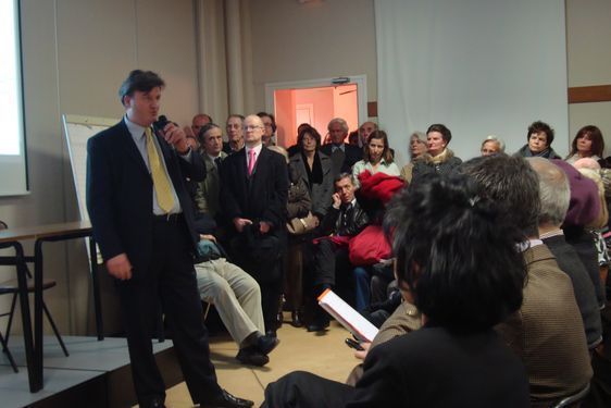 M. de la Rochefoucauld rappelle aux représentants d'Allianz et d'Alterea Cogedim la situation juridique de la chapelle de Laennec