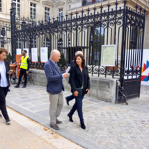 Anne Hidalgo vue avec trois pieds © LG/PT