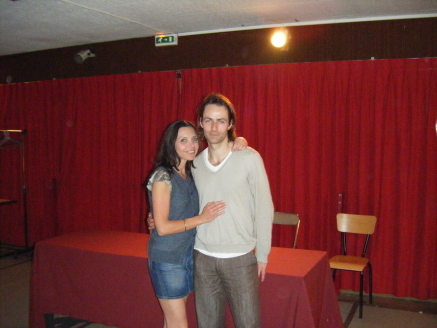 Gaëlle Billot-Danno et Xavier Clion, à l'issue du spectacle, dans la salle de répétition du théâtre du Petit Saint-Martin. Photo : Louise Wessier.
