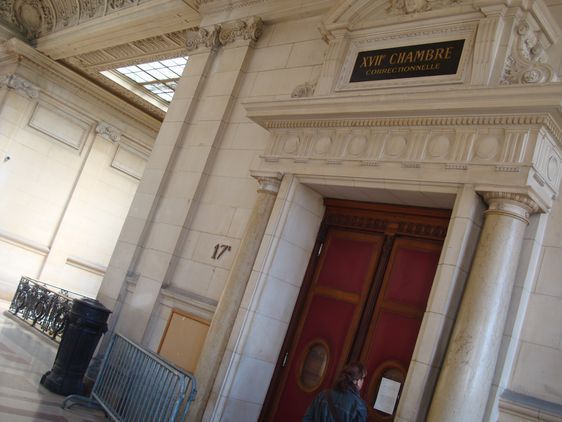 L'entrée de la 17e chambre correctionnelle.