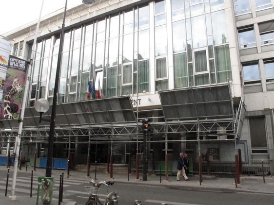 La mairie du 17e arrondissement de Paris - Photo : Julie Hammett.