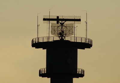 Contrôle de vitesse avec appui aérien