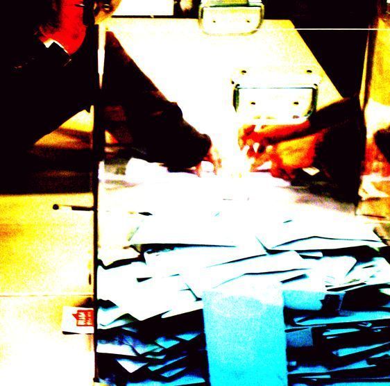 9 - 16 octobre 2011 : Primaires socialistes à Paris pour 2012.