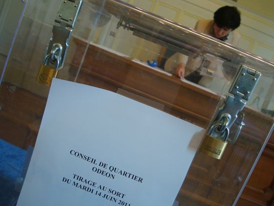 Tirage au sort des habitants au conseil de quartier Odéon - Photo : VD.