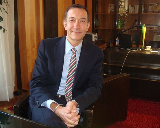 François Dagnaud dans son bureau à l'Hôtel de Ville - Photo : VD.