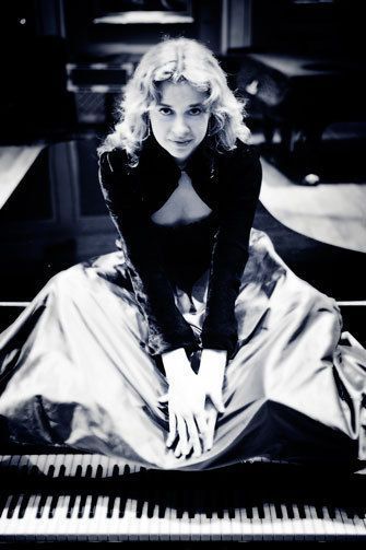 (c) Sophia Lisovkaya.