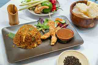 Traditional sate dish restaurant Djakarta Bali, Paris©Djakarta Bali, Paris