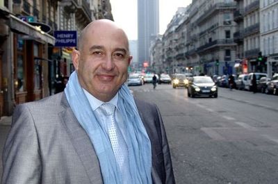 Philippe Péjo dans le quartier administratif Notre-Dame-des-Champs du 6e arrondissement, soit 15% de la 11e circonscription  qui comprend également 85% du 14e arrondissement de Paris - Photo : PA.