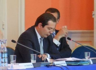 Yves Hervouet des Forges (UMP) se dit "pour la concertation et contre les forceps !" - Photo : GB.