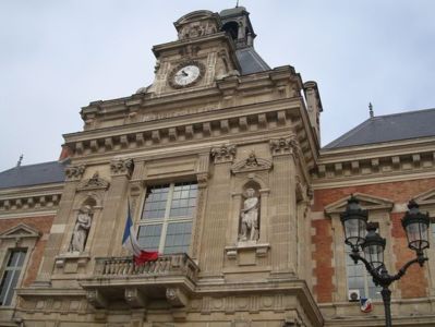 Mairie du 19e arrondissement : le précédent conseil d'arrondissement a eu lieu le 7 mai 2012 - Photo : VD.