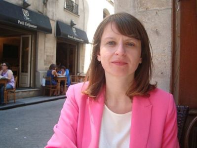 Claire Morel en face du QG de campagne dans le 2e arrondissement de Paris - Photo : VD.