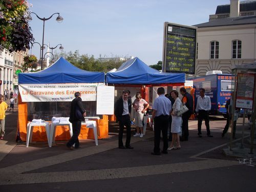 Etape à Issy-les-Moulineaux (c) Blog de la caravane des entrepreneurs.