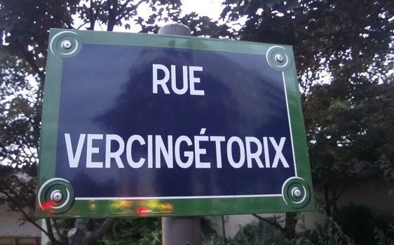 Une femme de 90 ans ligotée retrouvée morte à son domicile