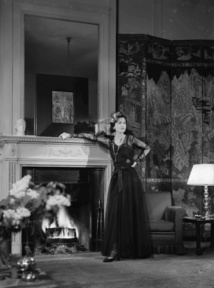 Coco Chanel in her Ritz apartment©Kollar, RMN, France