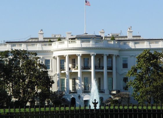 A Washington, la Maison Blanche est une reproduction, agrandie 7 fois, de l'Hôtel de Salm devenu propriété de l'Ordre national de la Légion d'honneur, dans le 7e arrondissement de Paris (c) Photo : RD / Paris Tribune.
