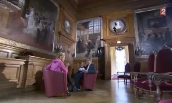 A 3 minutes et 24 secondes du début de l'interview : "On a de la lumière qui disparaît au fur et à mesure" (c) Capture d'écran France 2.