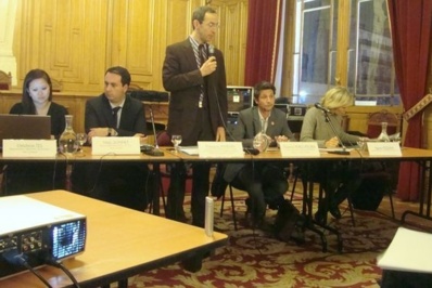 De gauche à droite : Delphine Tes, Marc Sonnet, François Vauglin, Thomas Perez-Vitoria, Agnès Pezzana le 13 décembre 2012.