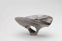 Stefania Lucchetta, Volutae Ring 30, 2020 made of titan©photo Fabio Zonta