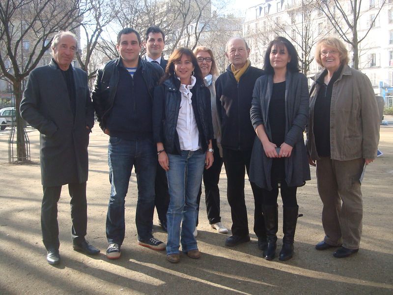 Marie-Claire Carrère-Gée et ses colistiers de la liste 100% 14e - Photo : VD.