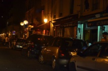 Des bars ouverts après minuit rue de la Butte aux Cailles © VD.