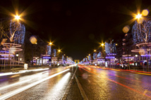 2013 : les Champs-Elysées illuminés © risto0 - Fotolia.com