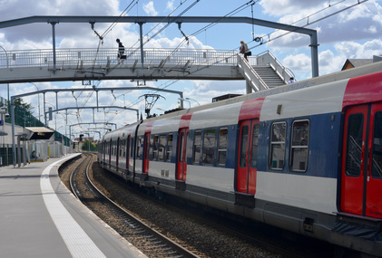 SNCF RER Metro Tramway les transports en commun en Ile-de-France © Sinuswelle.