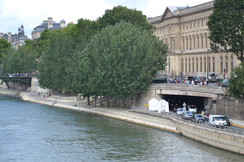Les dernières voitures circulant sur les berges rive droite en juillet 2016 © VD - PT