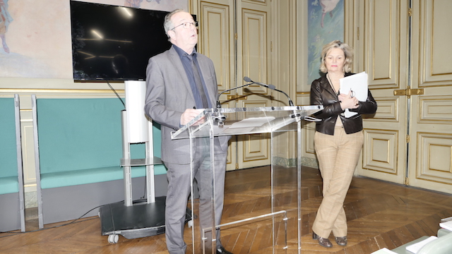 De g. à dr. : Eric Azière et Edith Gallois, Groupe UDI - Modem © VD / PT.