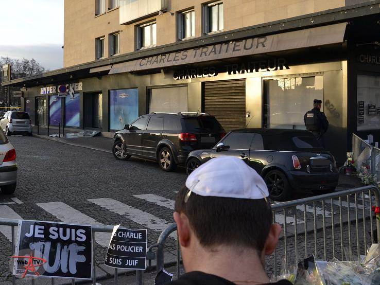 Christophe Castaner et Anne Hidalgo rendront hommage aux victimes des attentats à Paris