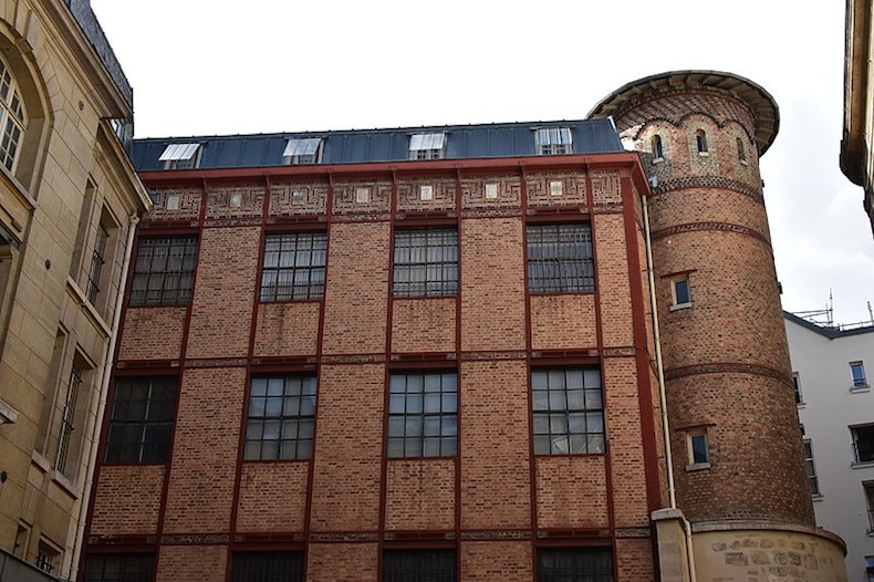 Crédit municipal de Paris la Tour Pierre Alvart © 2017 Bastenbas CC-BY SA 4.0