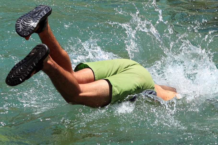 Nouvelles chutes dans la Seine et suicide rue Sainte Anne