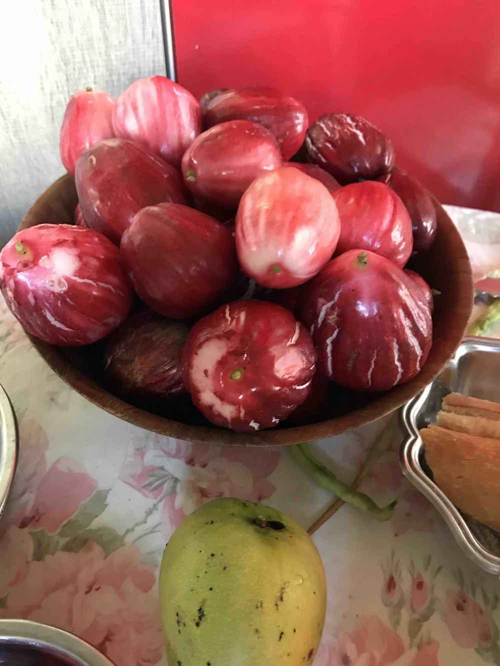 'Ahi'a, mangue et baguette © VD/MT