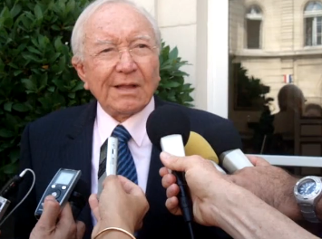 Gaston Flosse demande un scrutin d'autodétermination en Polynésie © VD/PT