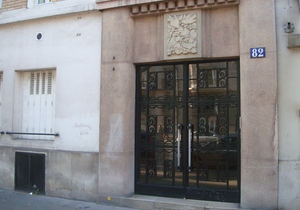 Richard Stein, conseiller de Paris, réside avec une ancienne collaboratrice de François de Panafieu dans un logement de la Ville de Paris géré par la SGIM au 82 boulevard Murat dans le 16e arrondissement de Paris - Photo : VD.