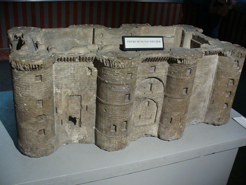 L'un des modèles de la forteresse de la Bastille : le modèle en pierre de la Bastille - Musée Carnavalet, Paris - Crédit : Parisette, sous licence Creative Commons.