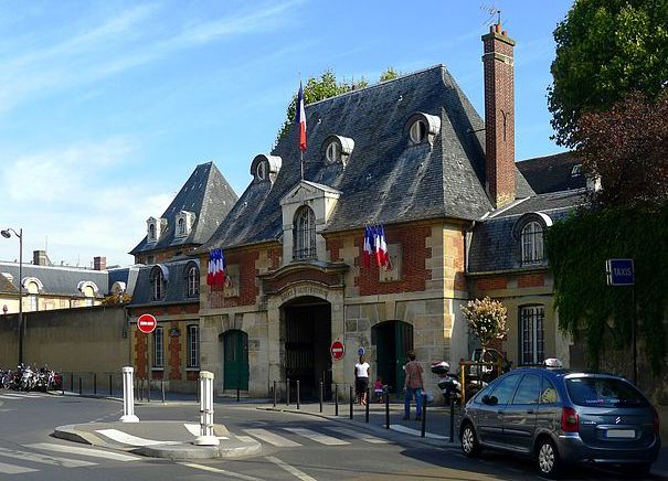 L'un des 11 blessés de l'attentat travaille à l'Hôpital Saint-Louis dans le 10e arrondissement de Paris © Mbzt sous licence Creative Common.