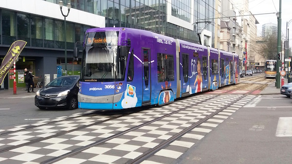 Bruxelles - Les transports publics fonctionnent encore à 9h35 le mardi 22 mars 2016 - Photo RD - Paris Tribune.