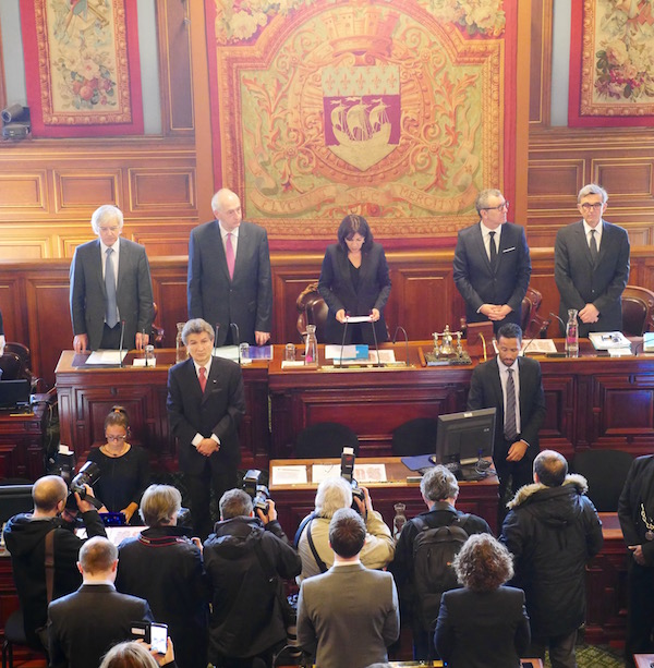 Yvan Mayeur Bourgmestre de Bruxelles invité d'Anne Hidalgo Maire de Paris au conseil de Paris © Paris Tribune