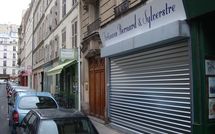 Contre les casseurs : Le rideau métallique