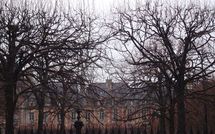 La face cachée de la Place des Vosges