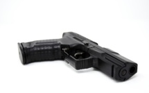 Recherche et interpellation à Paris d'un individu armé devant des écoles