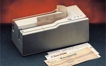 Des pizza payés avec des chèques volés