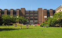 Angleterre : bientôt 9.000 livres sterling (10.030 euros) annuels pour des études universitaires