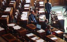 UMP : oui au mariage pour les couples de même sexe