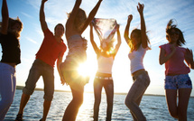 Les jeunes et les chèques